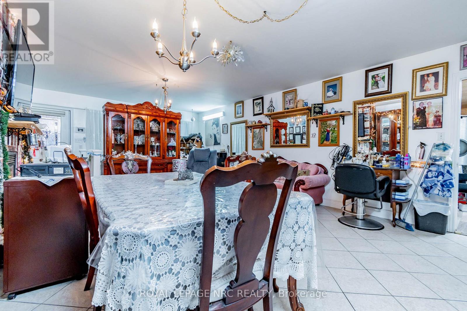6490 Thorold Stone Road, Niagara Falls, Ontario  L2J 1B3 - Photo 35 - X12905382