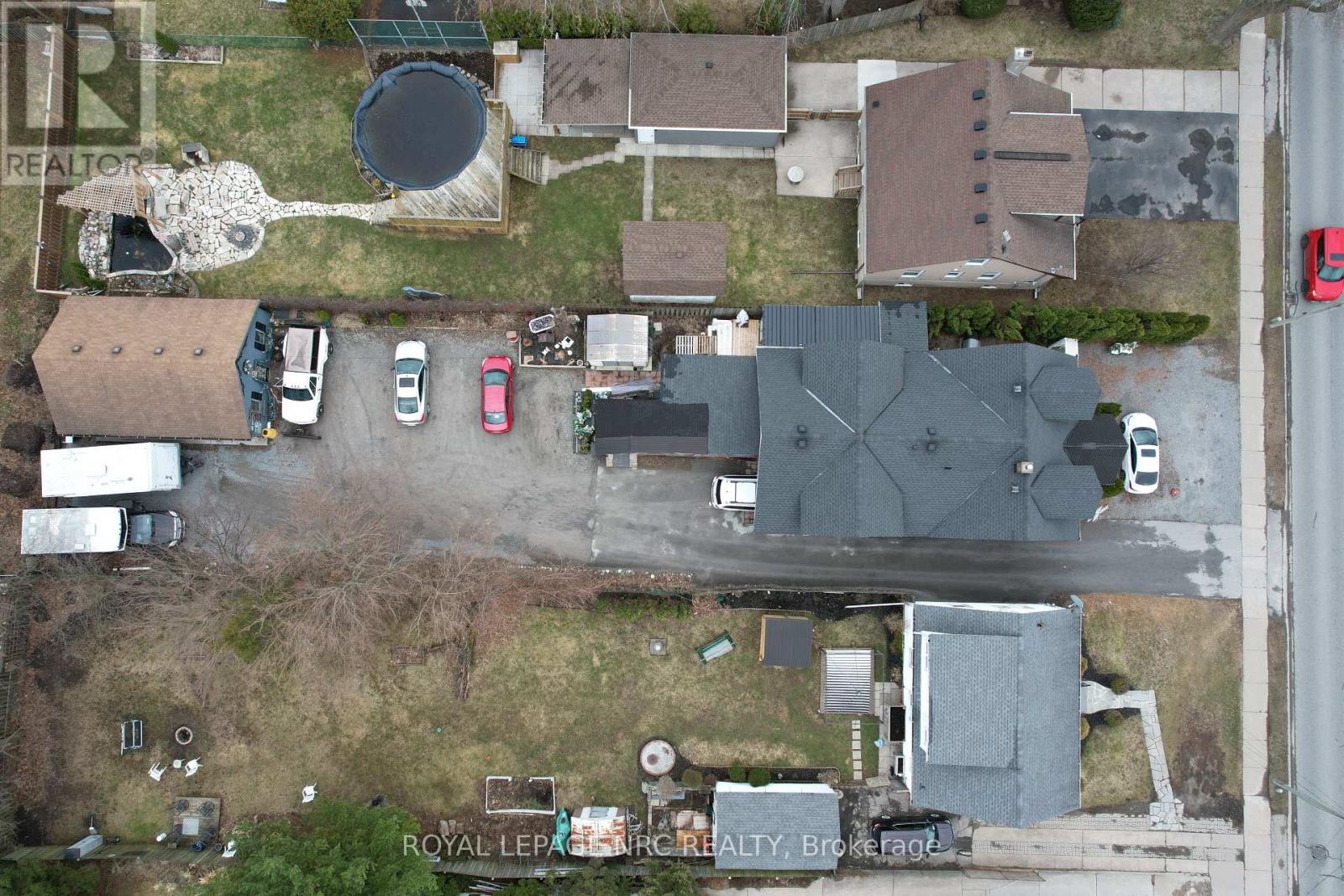 6490 Thorold Stone Road, Niagara Falls, Ontario  L2J 1B3 - Photo 8 - X12905382
