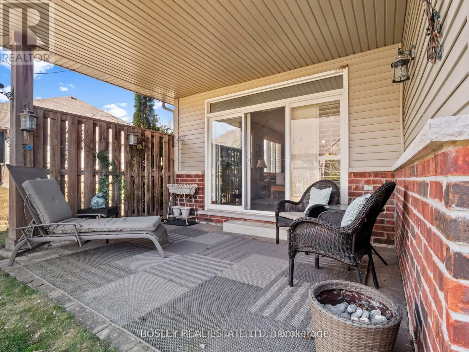 50 Aaron Trail, Welland, Ontario  L3B 6G4 - Photo 13 - X12913478