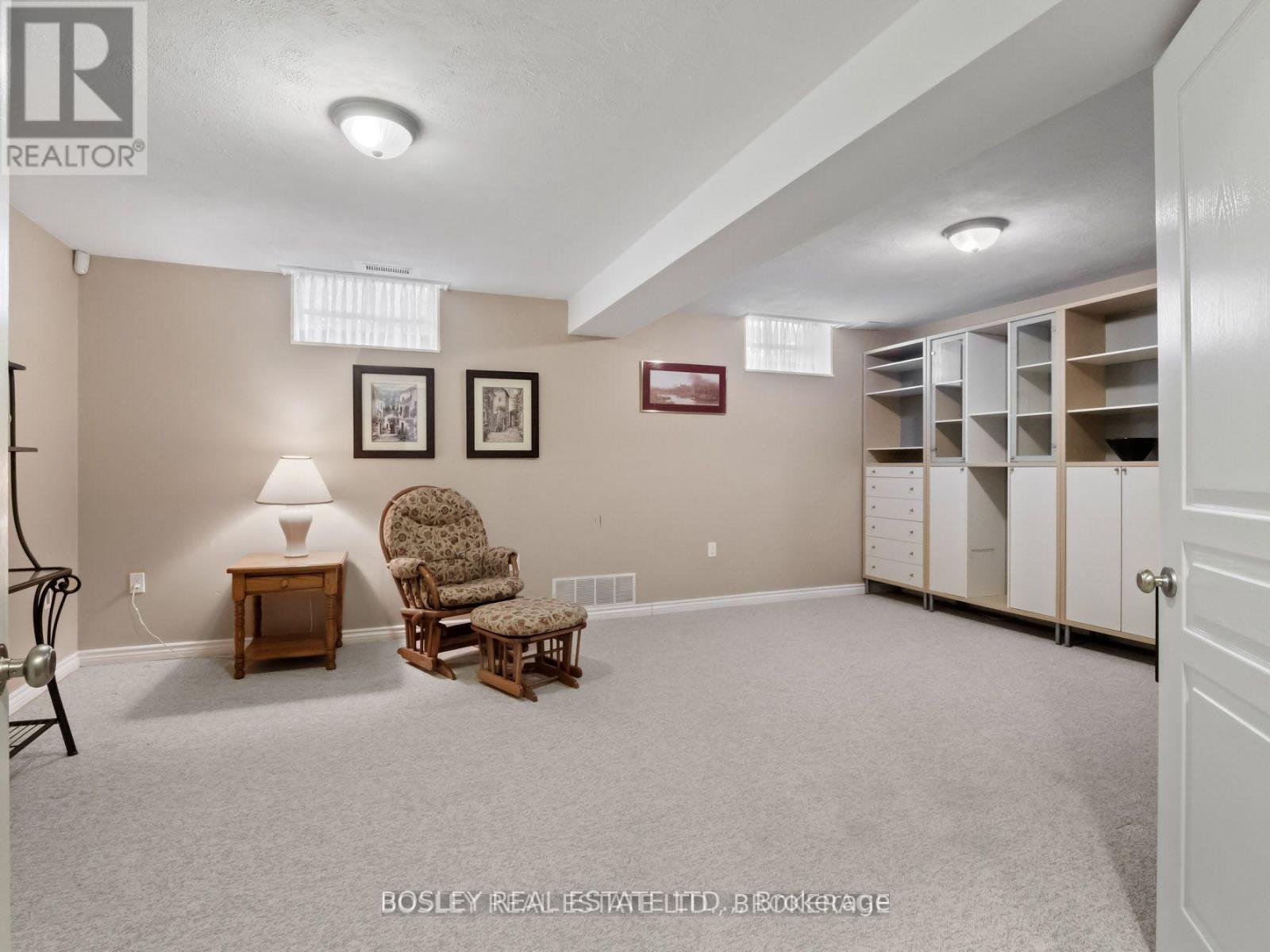 50 Aaron Trail, Welland, Ontario  L3B 6G4 - Photo 22 - X12913478