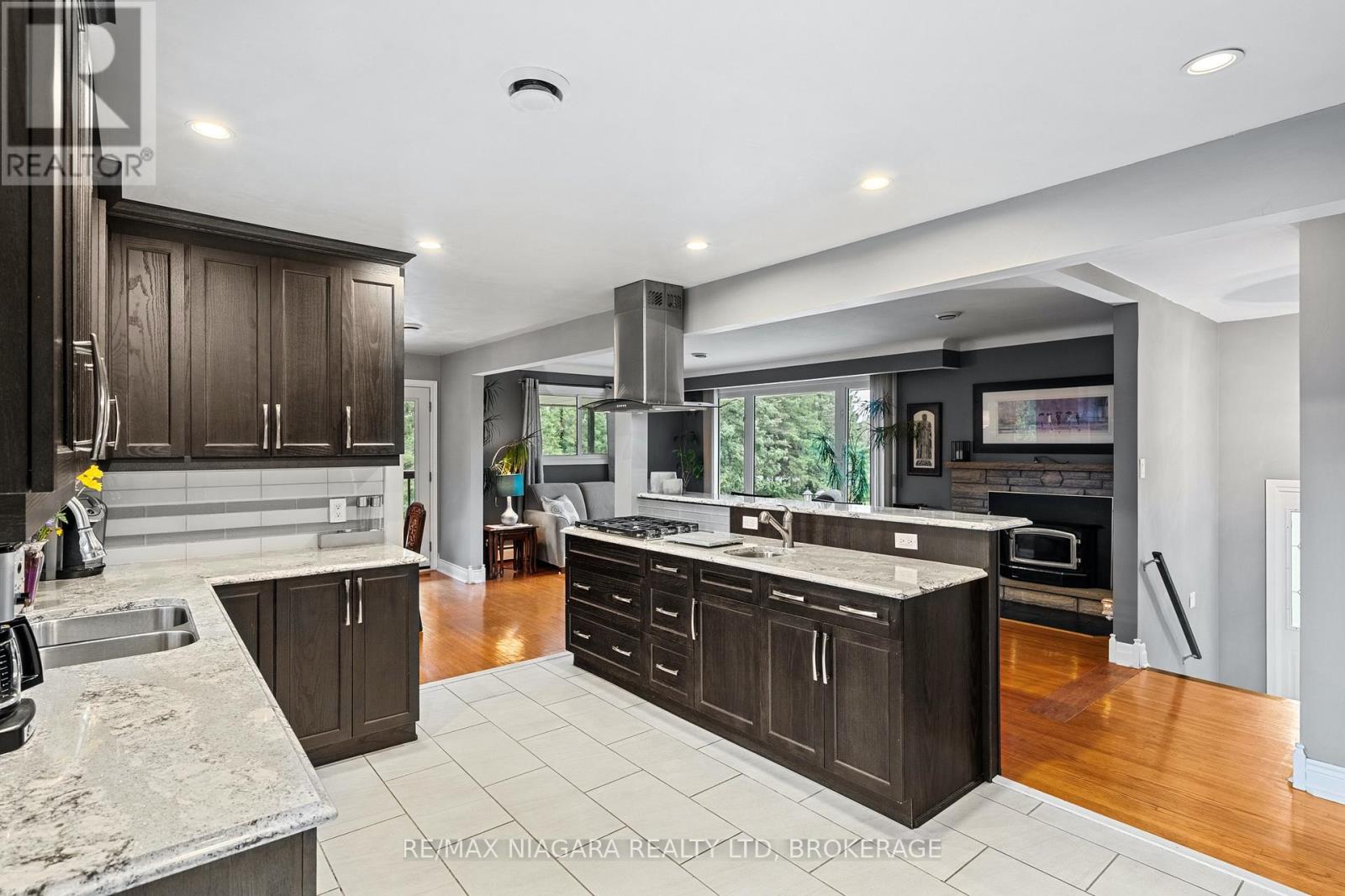 594 Doans Ridge Road, Welland, Ontario  L3B 5N7 - Photo 13 - X12914416