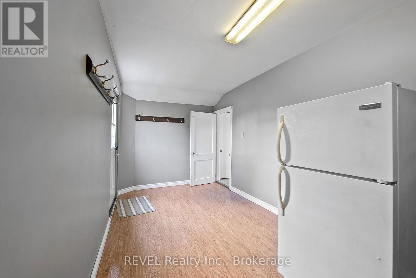 801 South Coast Drive, Haldimand, Ontario  N0A 1L0 - Photo 22 - X12914746