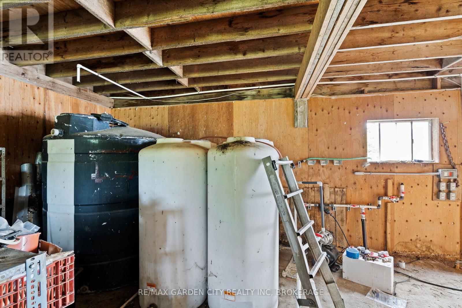 Greenhouse - 53825 Zion Road, Wainfleet, Ontario  L0S 1V0 - Photo 25 - X12933380