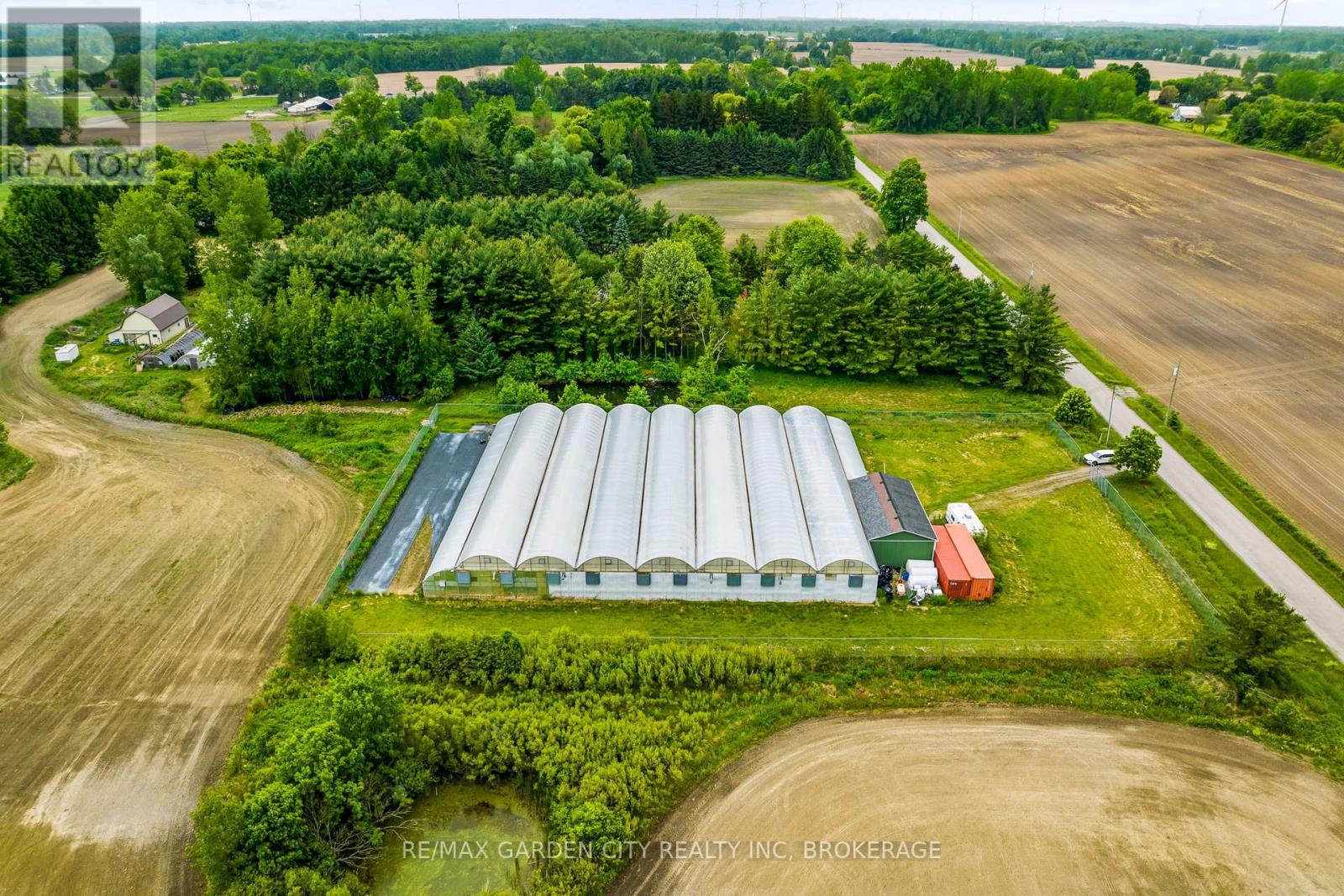 Greenhouse - 53825 Zion Road, Wainfleet, Ontario  L0S 1V0 - Photo 3 - X12933380