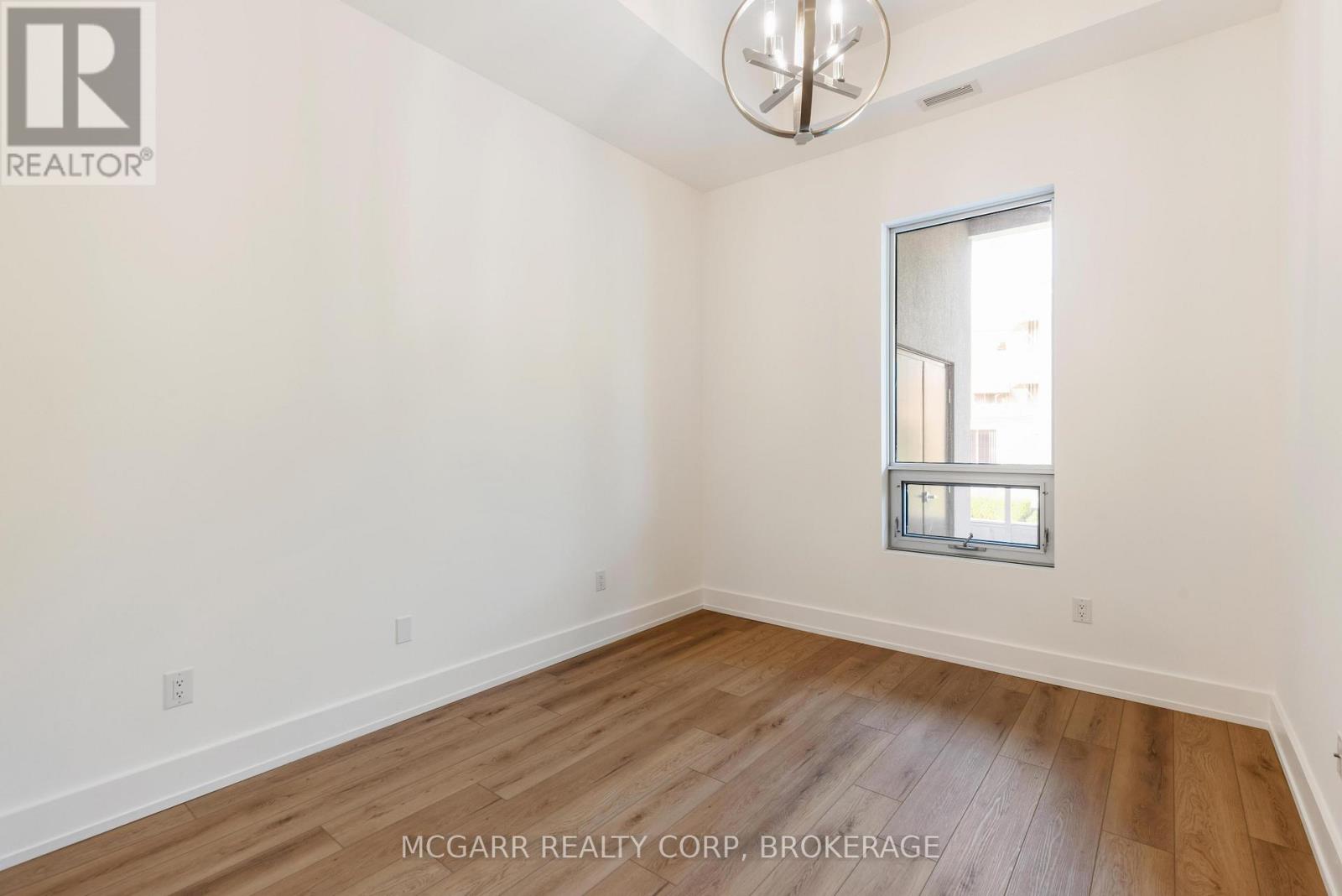 507 - 77 Yates Street, St. Catharines, Ontario  L2R 5R7 - Photo 21 - X12938630