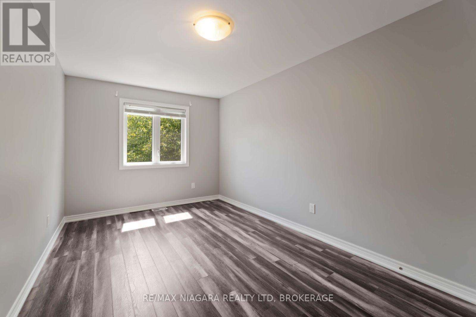81 Grove Street, Welland, Ontario  L3B 4B3 - Photo 19 - X12943396
