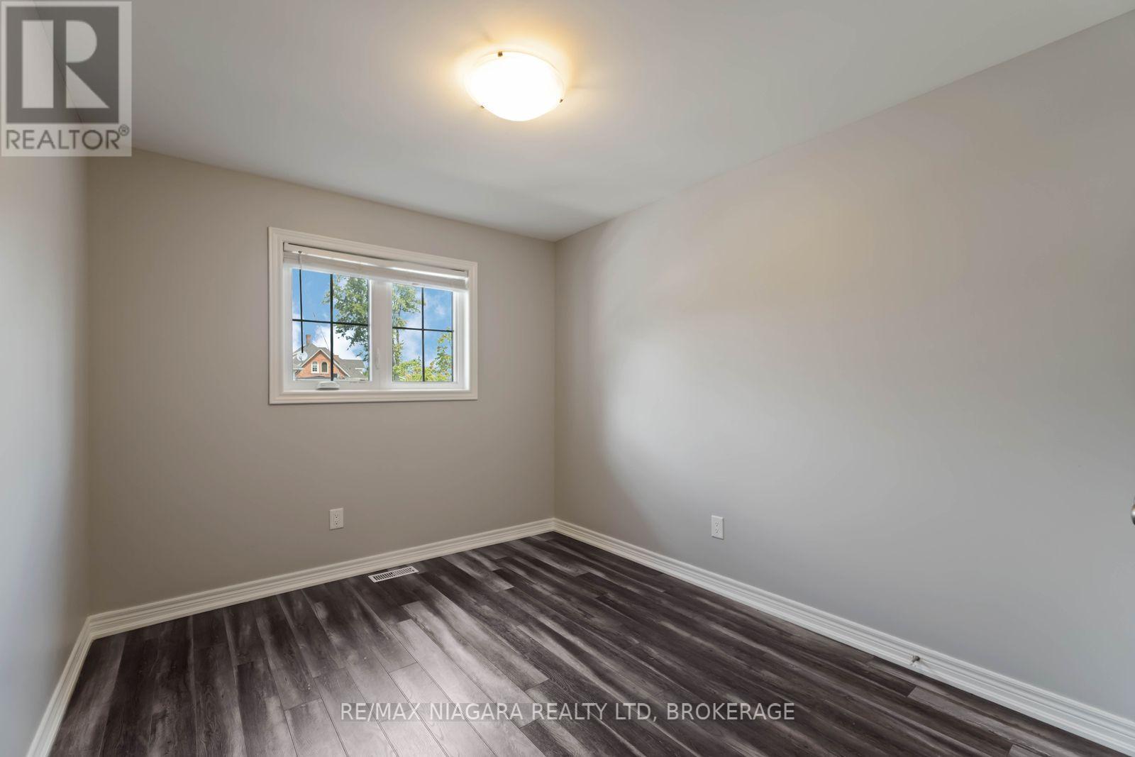 81 Grove Street, Welland, Ontario  L3B 4B3 - Photo 24 - X12943396