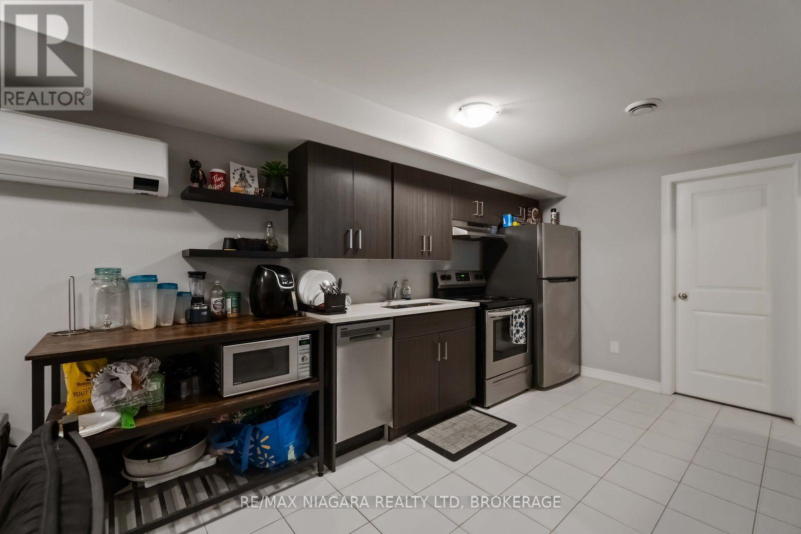 81 Grove Street, Welland, Ontario  L3B 4B3 - Photo 36 - X12943396