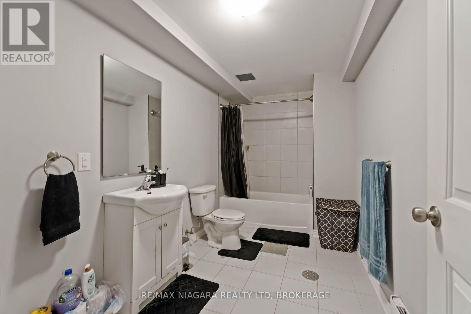 81 Grove Street, Welland, Ontario  L3B 4B3 - Photo 41 - X12943396