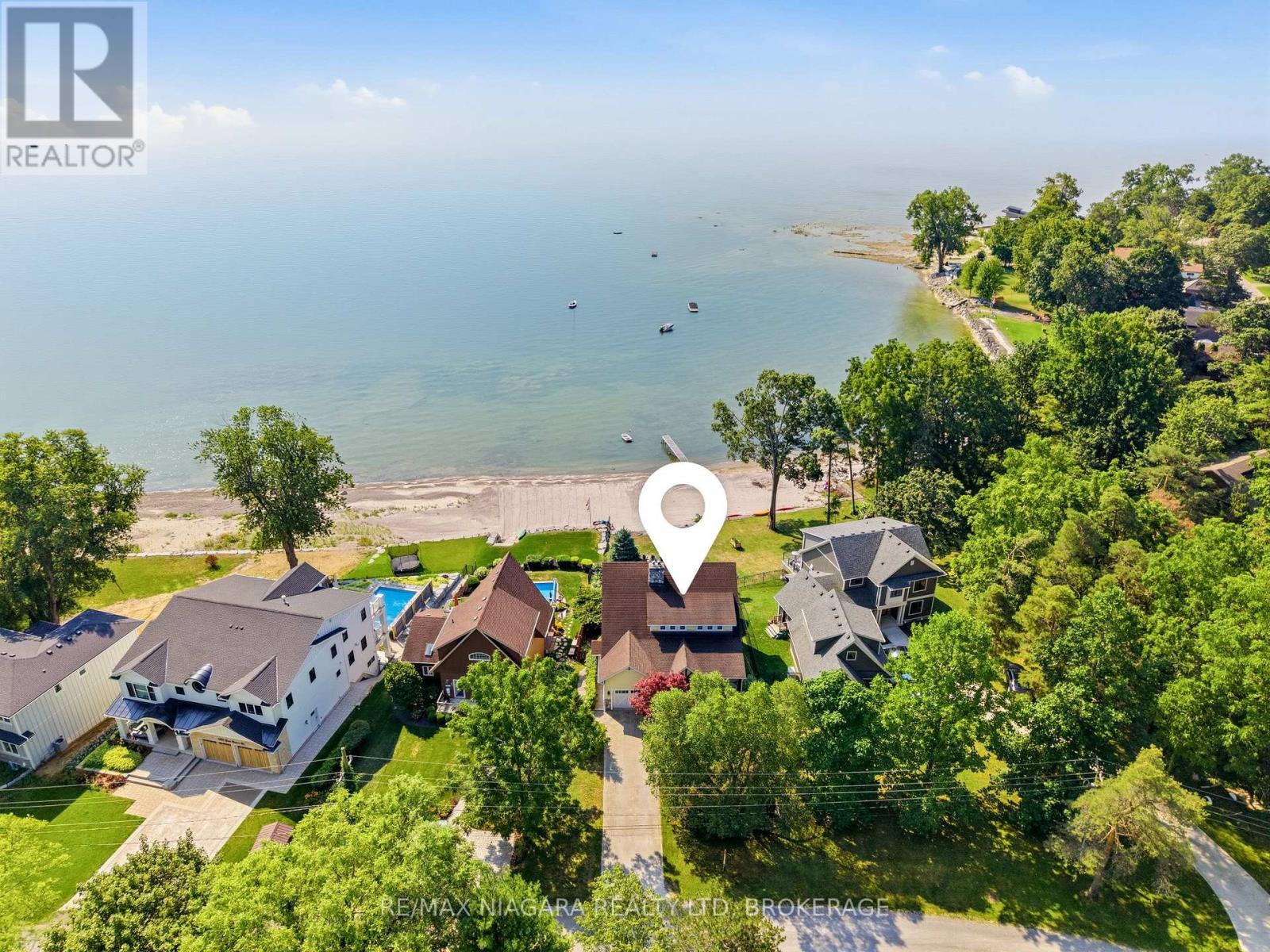 3585 Yacht Harbour Road, Fort Erie, Ontario  L0S 1N0 - Photo 14 - X12949060
