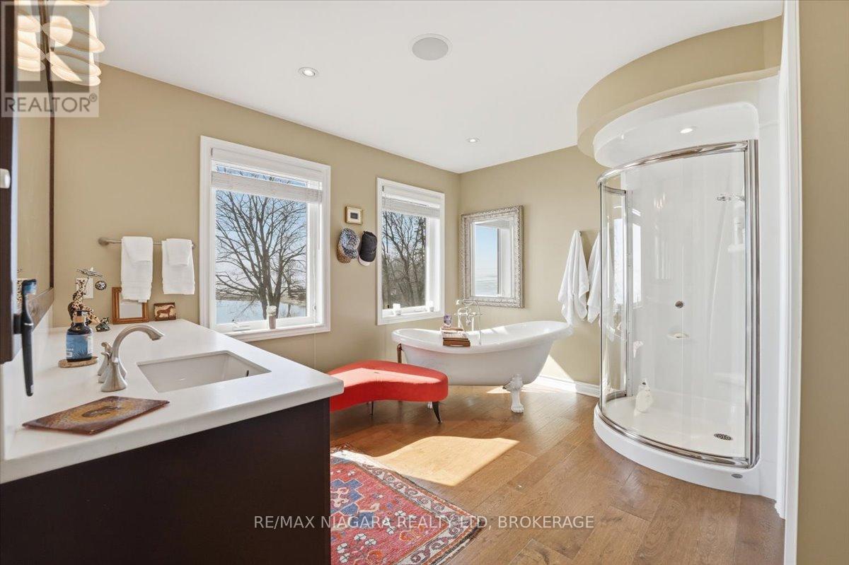 3585 Yacht Harbour Road, Fort Erie, Ontario  L0S 1N0 - Photo 36 - X12949060
