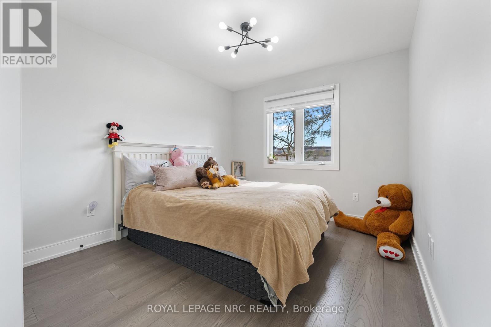 318 River Road, Welland, Ontario  L3B 2S4 - Photo 15 - X12950208