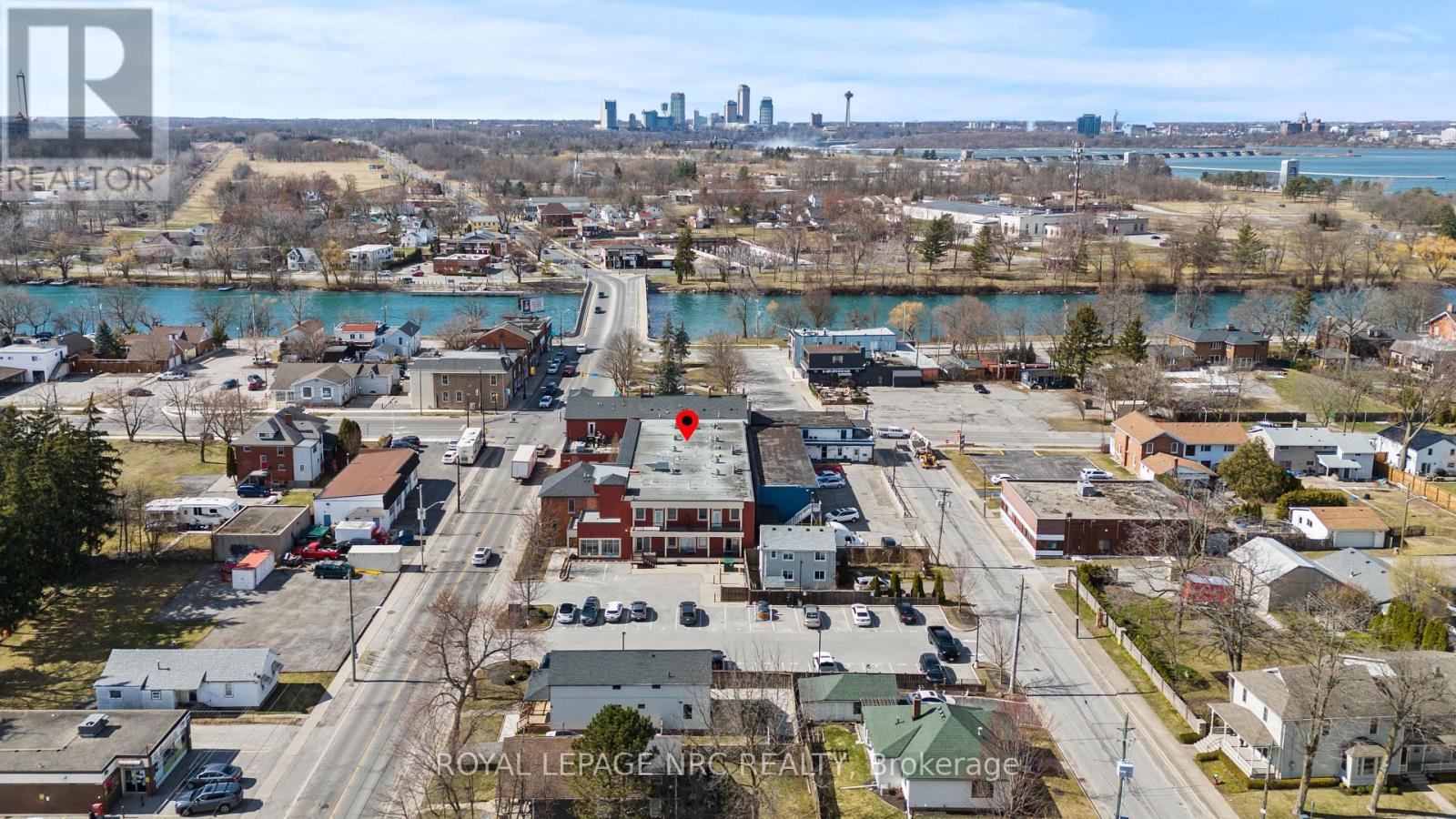 106 - 3710 Main Street, Niagara Falls, Ontario  L2G 6B1 - Photo 1 - X12955874