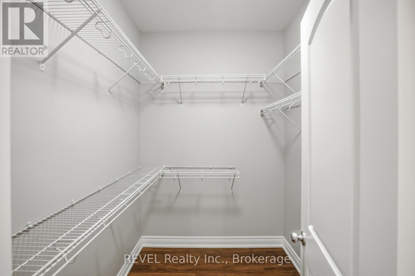 20 Crimson Drive, Niagara-On-The-Lake, Ontario  L0S 1P0 - Photo 22 - X12971740