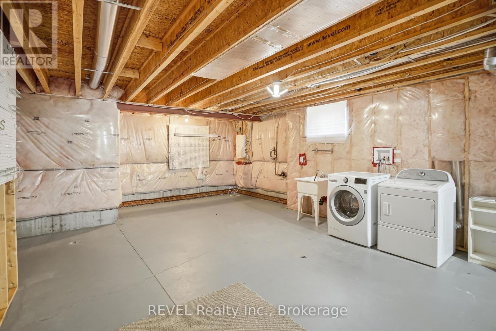 20 Crimson Drive, Niagara-On-The-Lake, Ontario  L0S 1P0 - Photo 32 - X12971740