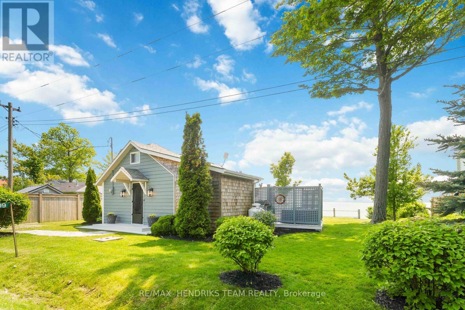 9 Shoreline Trail, Haldimand, Ontario  N1A 2W8 - Photo 4 - X12974986