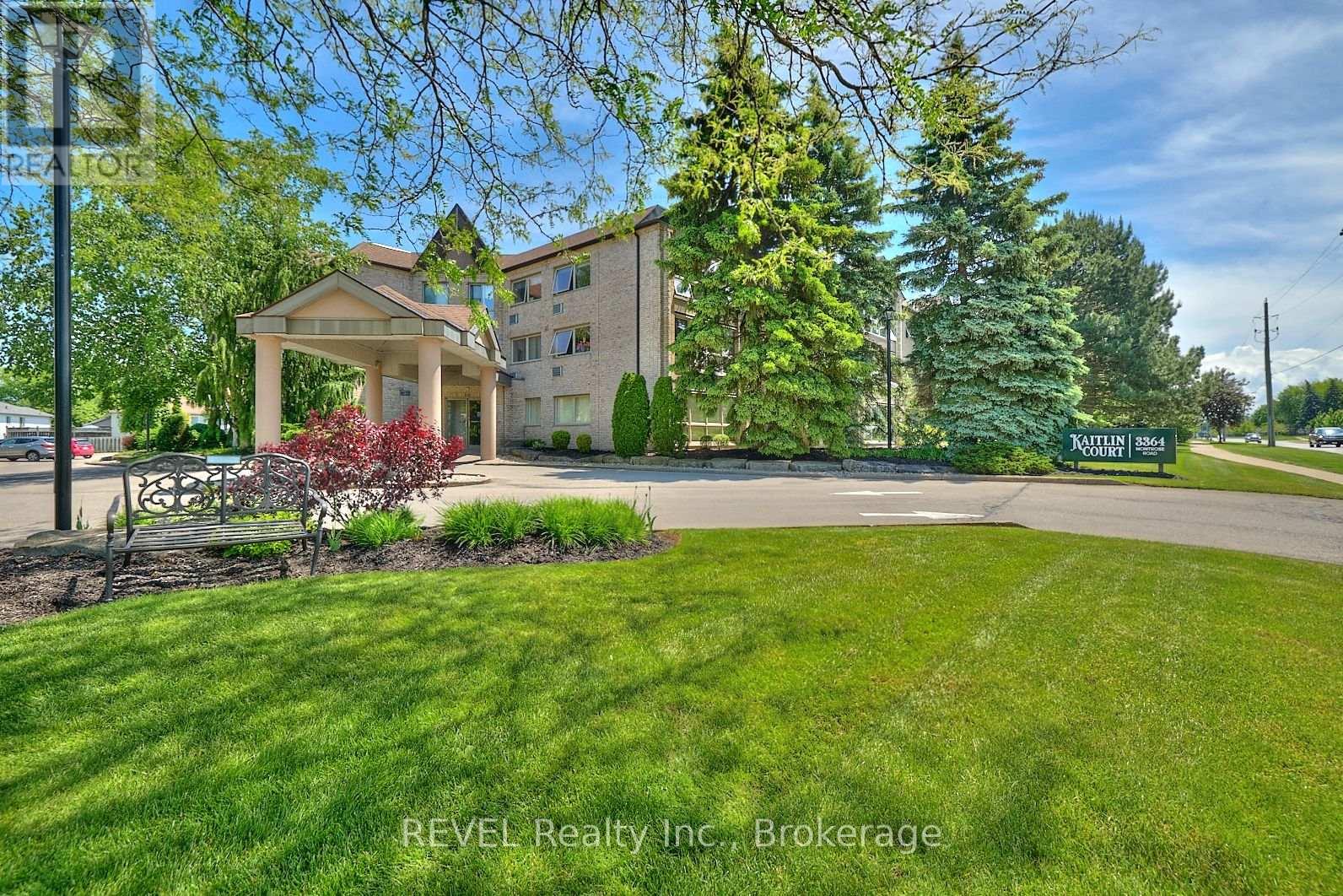 301 - 3364 Montrose Road, Niagara Falls, Ontario  L2H 0J8 - Photo 1 - X12975438