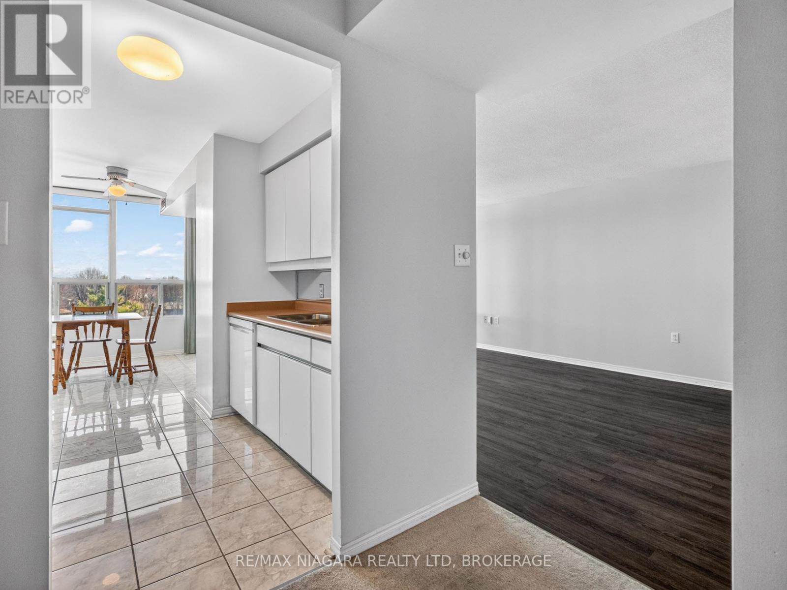 701 - 5100 Dorchester Road, Niagara Falls, Ontario  L2E 7H4 - Photo 11 - X12992582