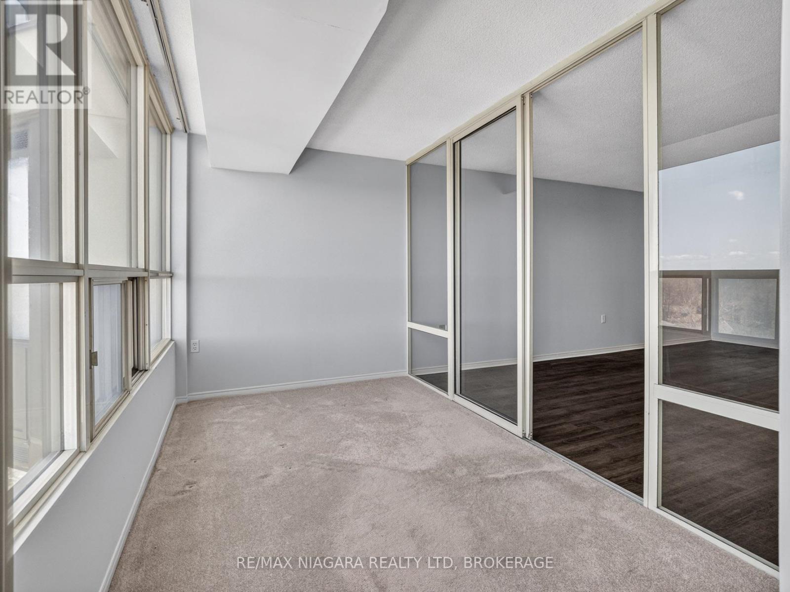 701 - 5100 Dorchester Road, Niagara Falls, Ontario  L2E 7H4 - Photo 16 - X12992582