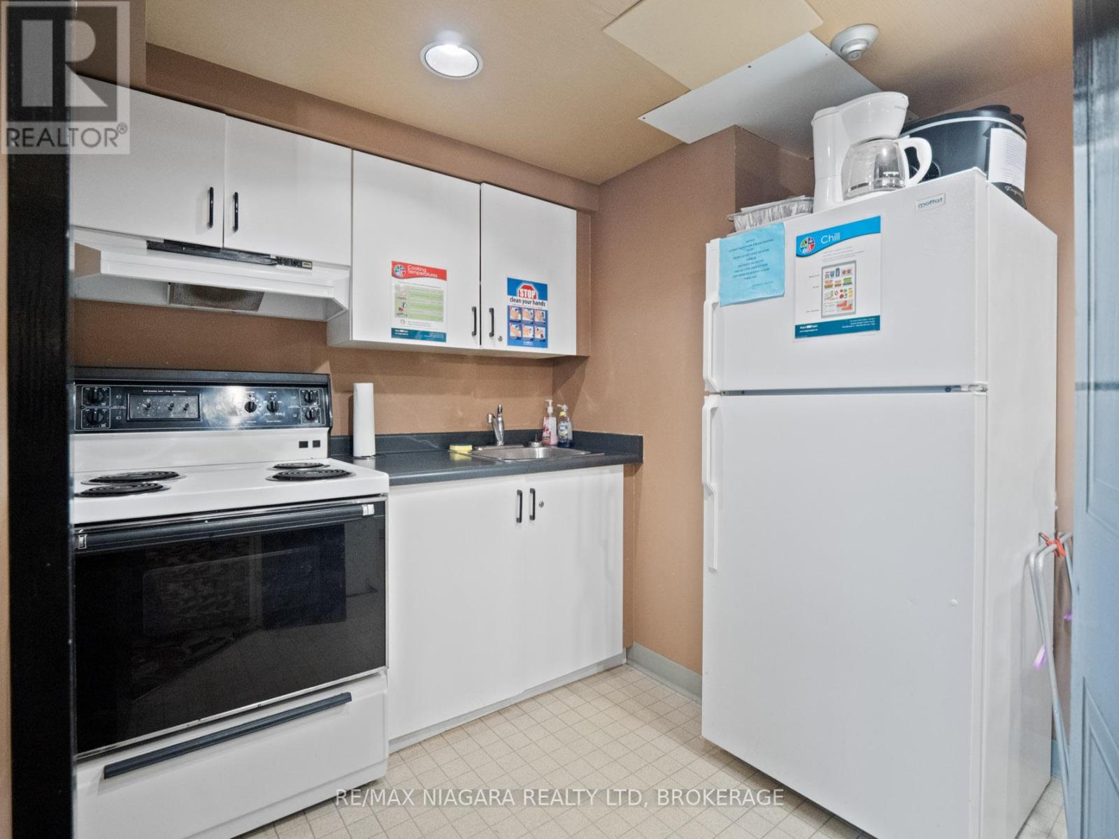 701 - 5100 Dorchester Road, Niagara Falls, Ontario  L2E 7H4 - Photo 28 - X12992582