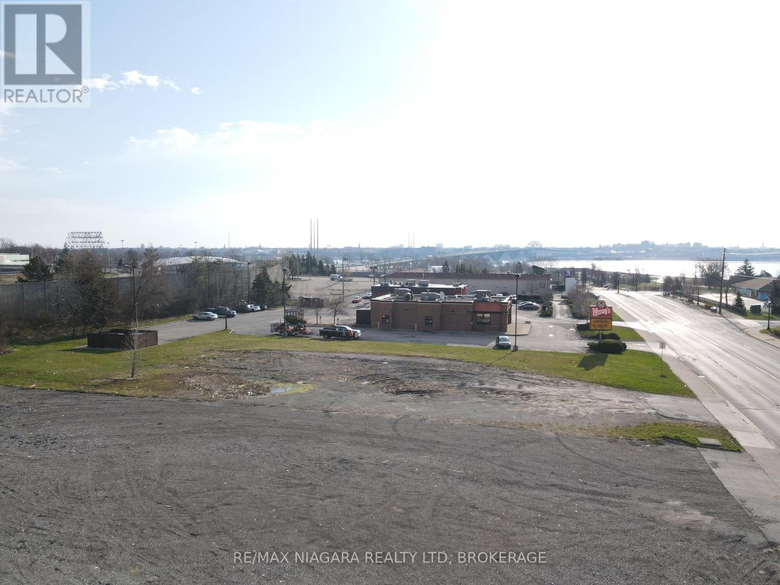179 Garrison Road, Fort Erie, Ontario  L2A 1M5 - Photo 5 - X13001504