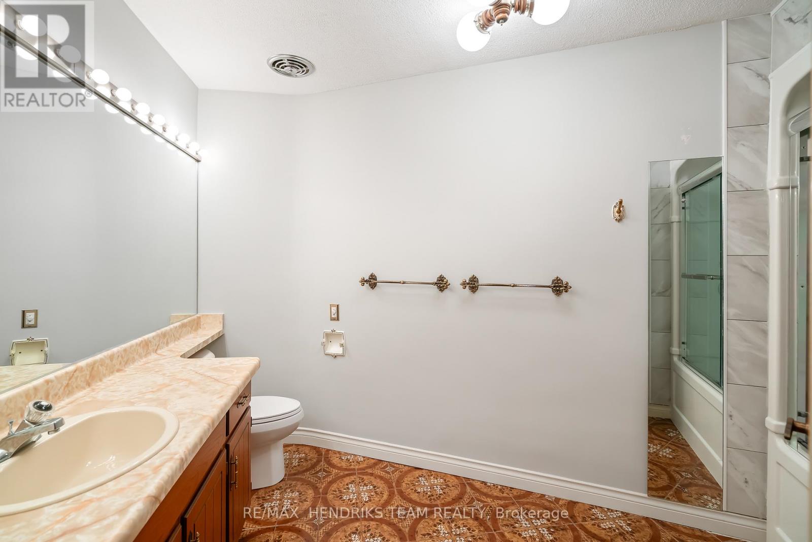 85 Westgate Park Drive, St. Catharines, Ontario  L2N 5X1 - Photo 21 - X13017810