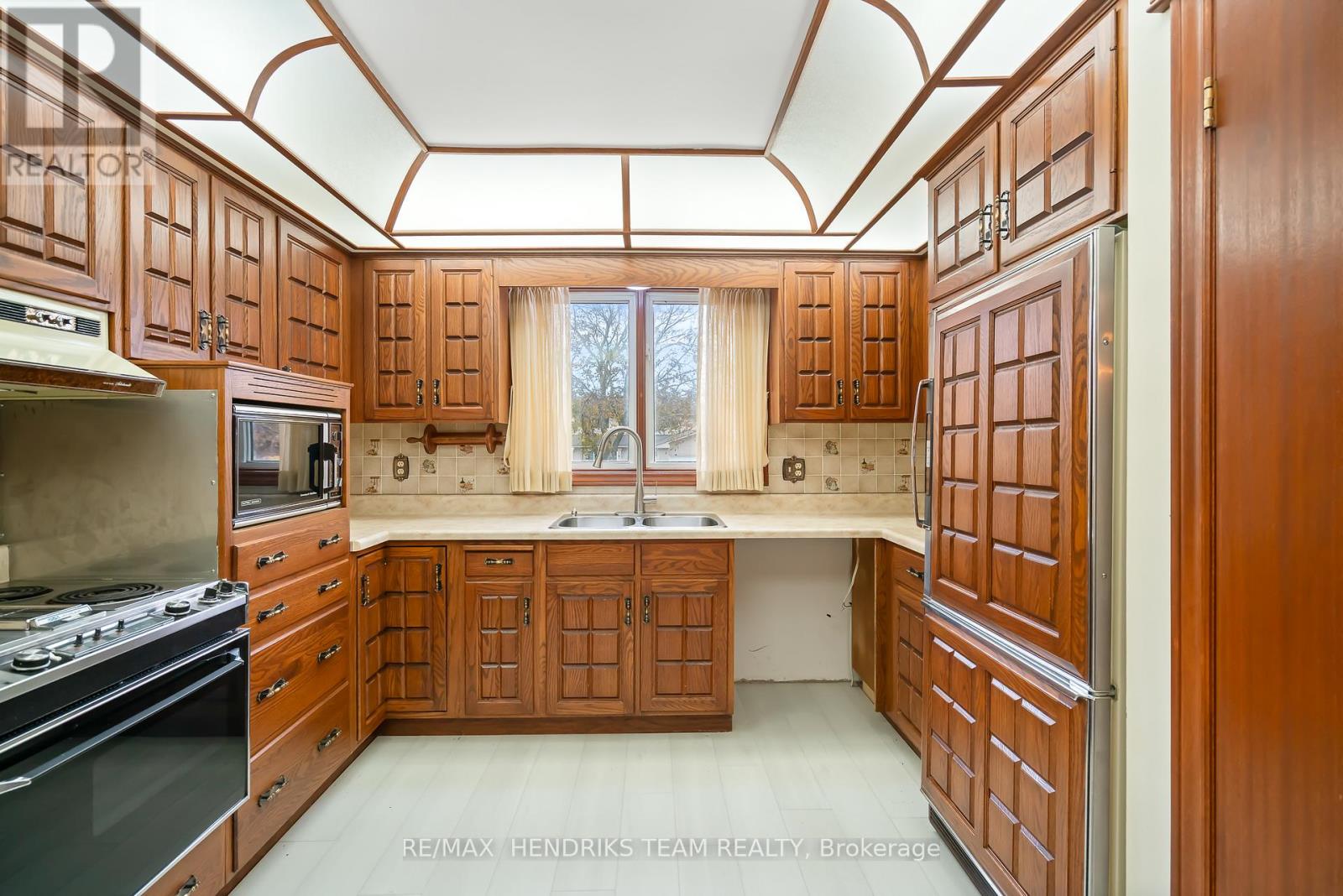 85 Westgate Park Drive, St. Catharines, Ontario  L2N 5X1 - Photo 9 - X13017810