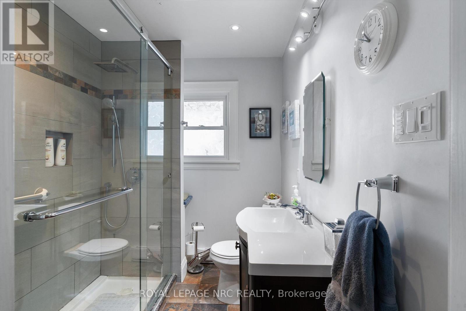 4148 Drummond Road, Niagara Falls, Ontario  L2E 6B9 - Photo 11 - X13030202