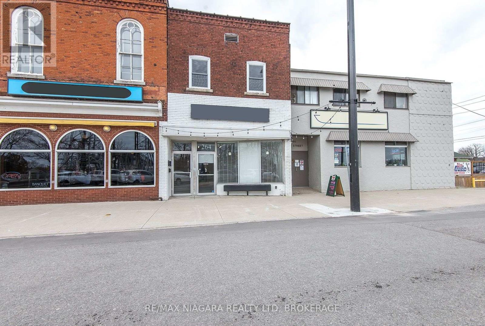 Unit 2 - 264 West Street, Port Colborne, Ontario  L3K 4E4 - Photo 1 - X13041890