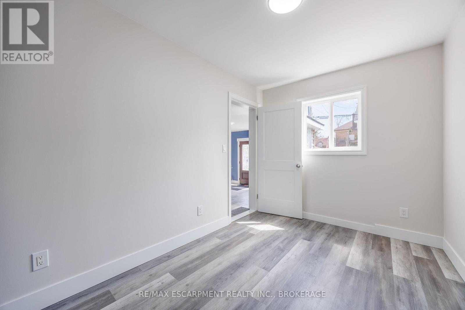 13 Chestnut Lane, St. Catharines, Ontario  L2T 1G3 - Photo 14 - X13044862