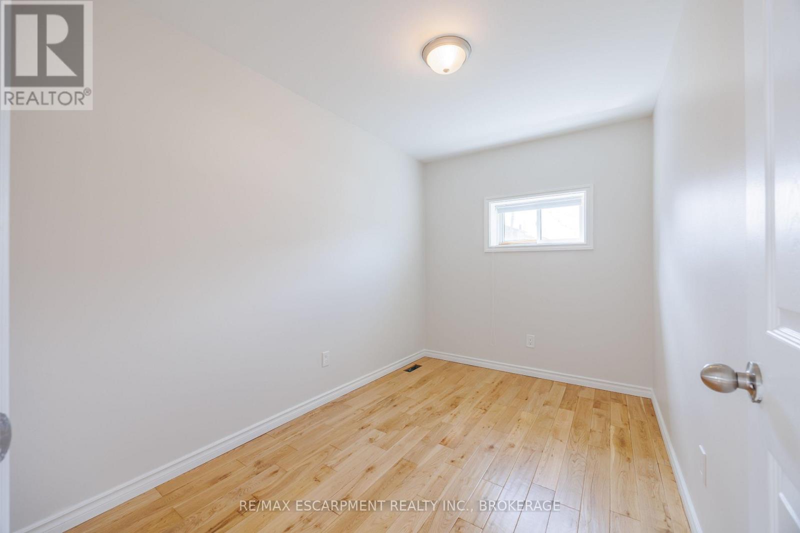 13 Chestnut Lane, St. Catharines, Ontario  L2T 1G3 - Photo 17 - X13044862