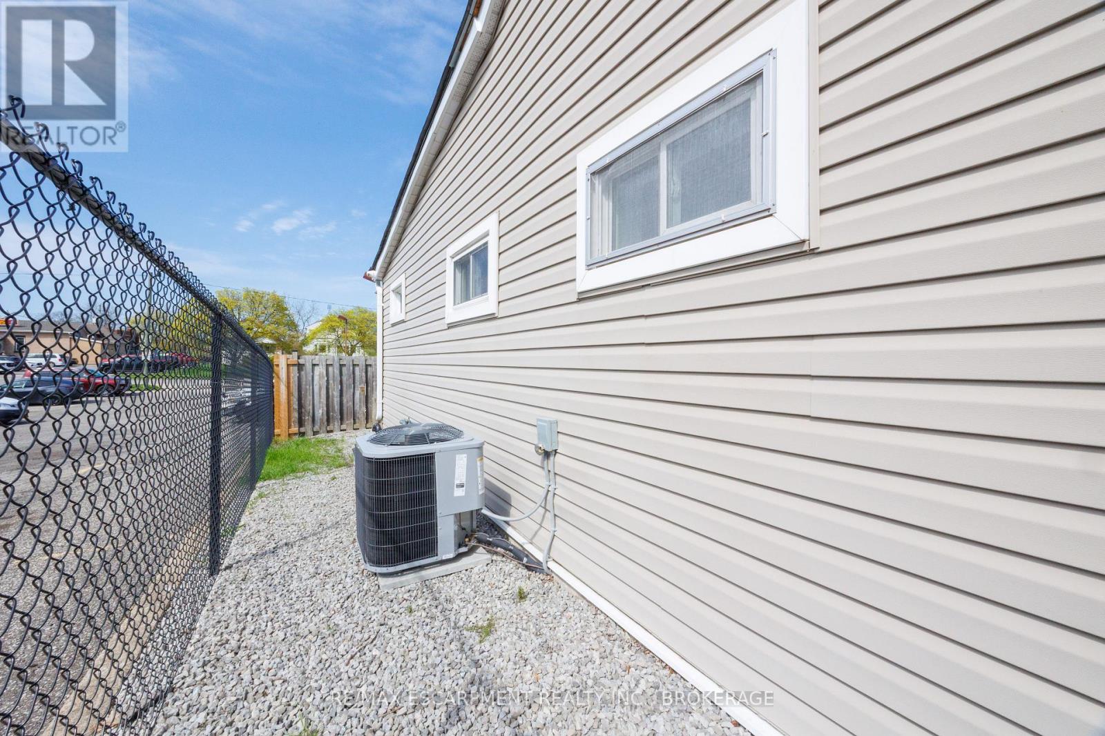 13 Chestnut Lane, St. Catharines, Ontario  L2T 1G3 - Photo 23 - X13044862