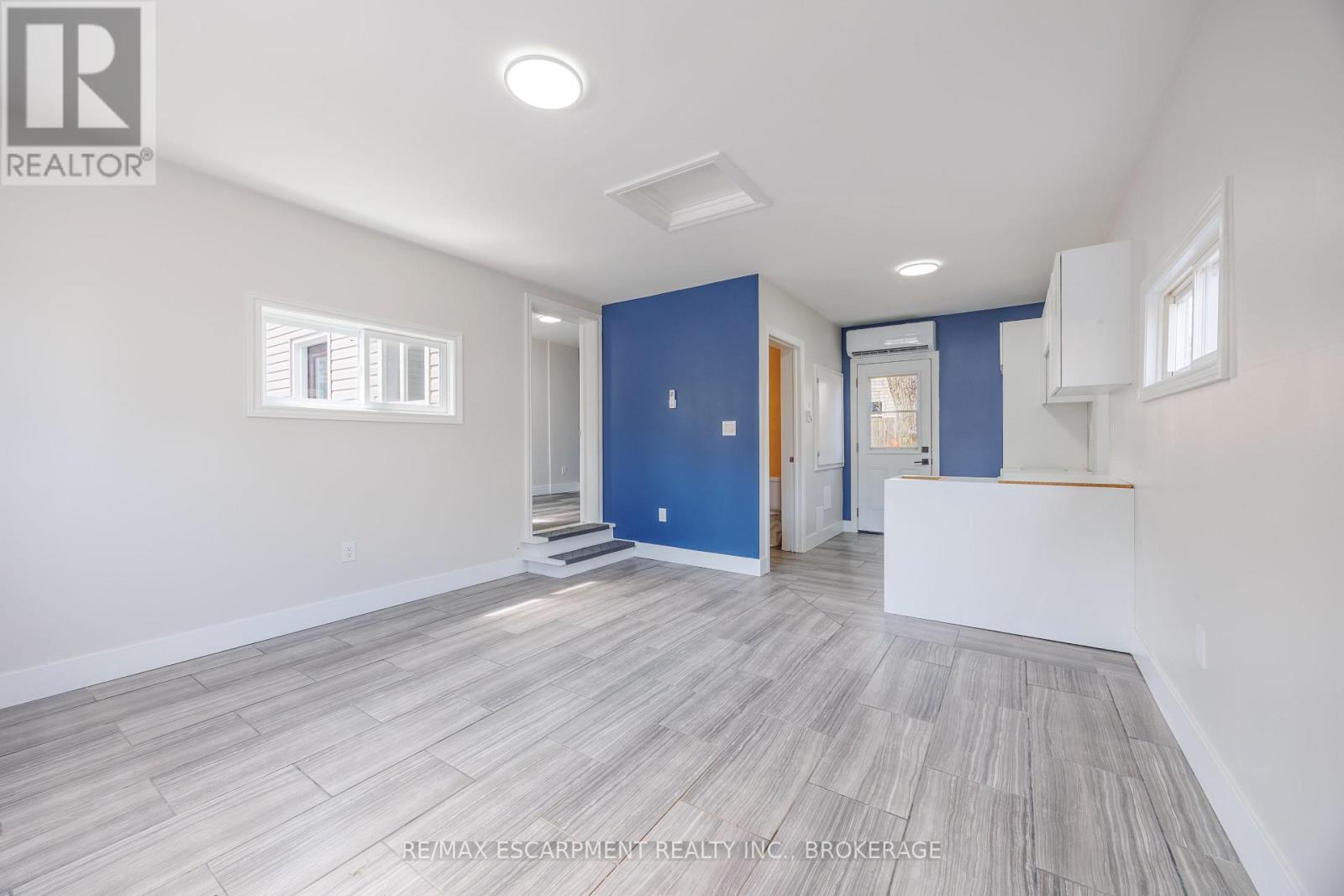13 Chestnut Lane, St. Catharines, Ontario  L2T 1G3 - Photo 3 - X13044862