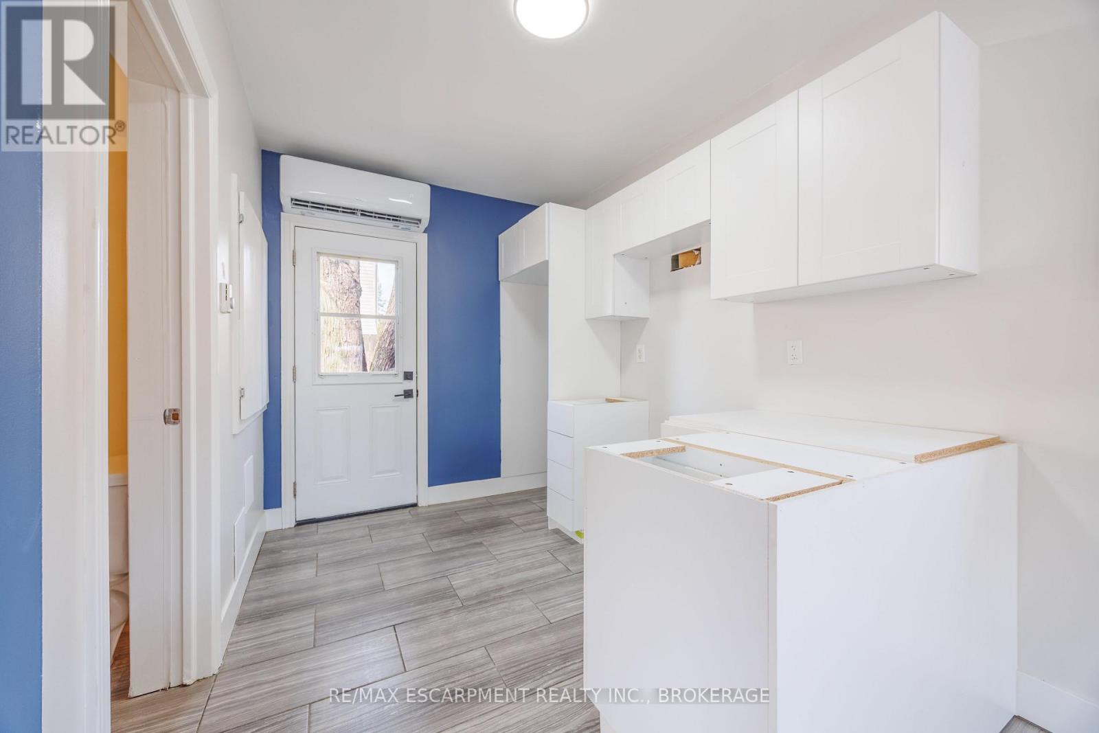 13 Chestnut Lane, St. Catharines, Ontario  L2T 1G3 - Photo 5 - X13044862