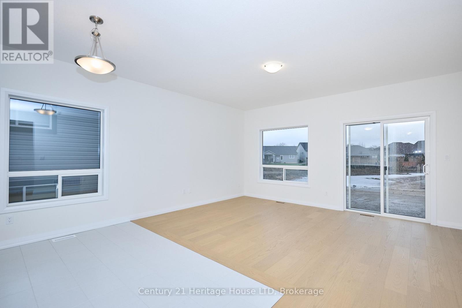 407 Louisa Street, Fort Erie, Ontario  L2A 6T6 - Photo 11 - X13047274