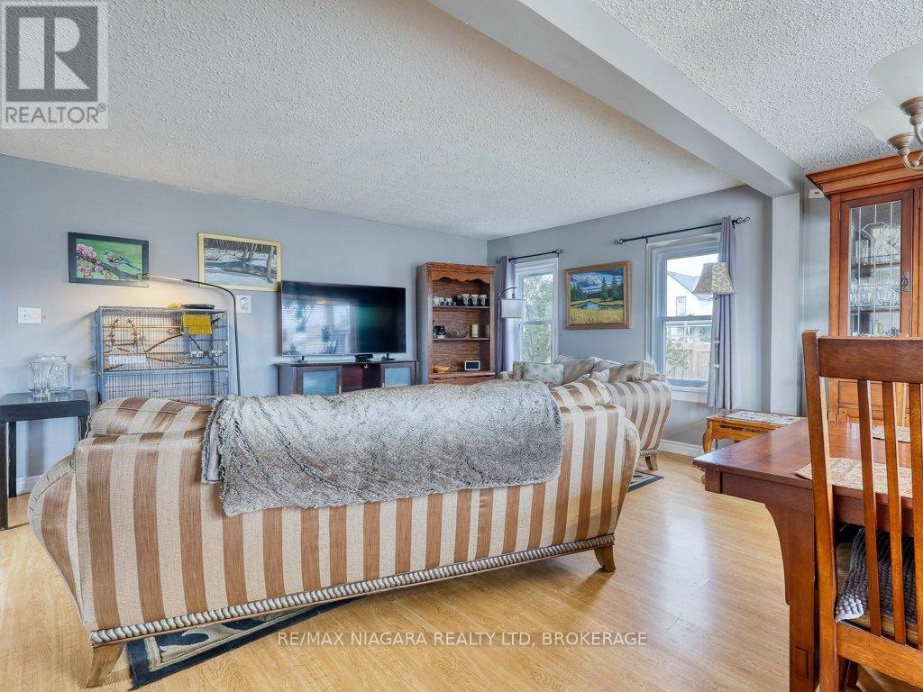 30 Erie Street, Welland, Ontario  L3B 5J7 - Photo 11 - X13055060