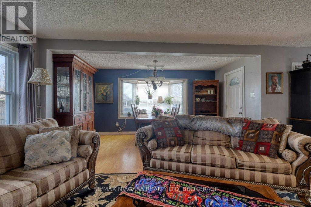 30 Erie Street, Welland, Ontario  L3B 5J7 - Photo 18 - X13055060