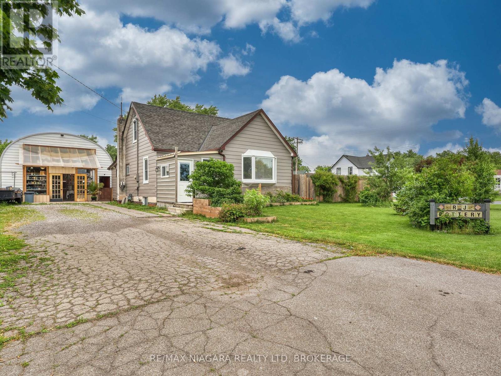30 Erie Street, Welland, Ontario  L3B 5J7 - Photo 3 - X13055060