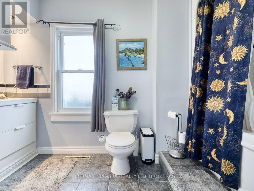 30 Erie Street, Welland, Ontario  L3B 5J7 - Photo 30 - X13055060
