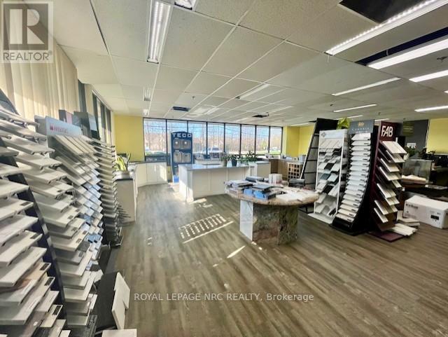 Unit 2 - 590 Welland Avenue, St. Catharines, Ontario  L2M 5V6 - Photo 6 - X13063582