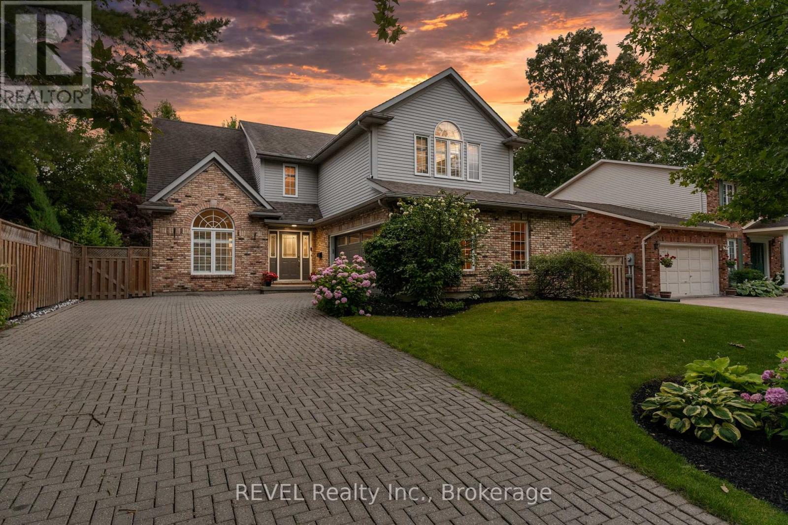 78 Sovereign Drive, St. Catharines, Ontario  L2T 1Z7 - Photo 1 - X13066646