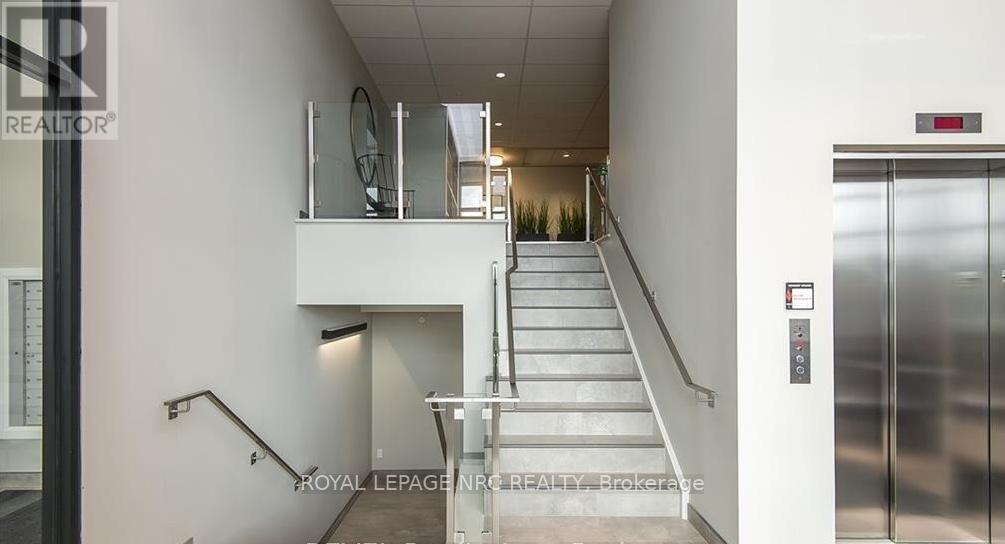 300 - 120 Summersides Boulevard, Pelham, Ontario  L3E 0C2 - Photo 3 - X13066762