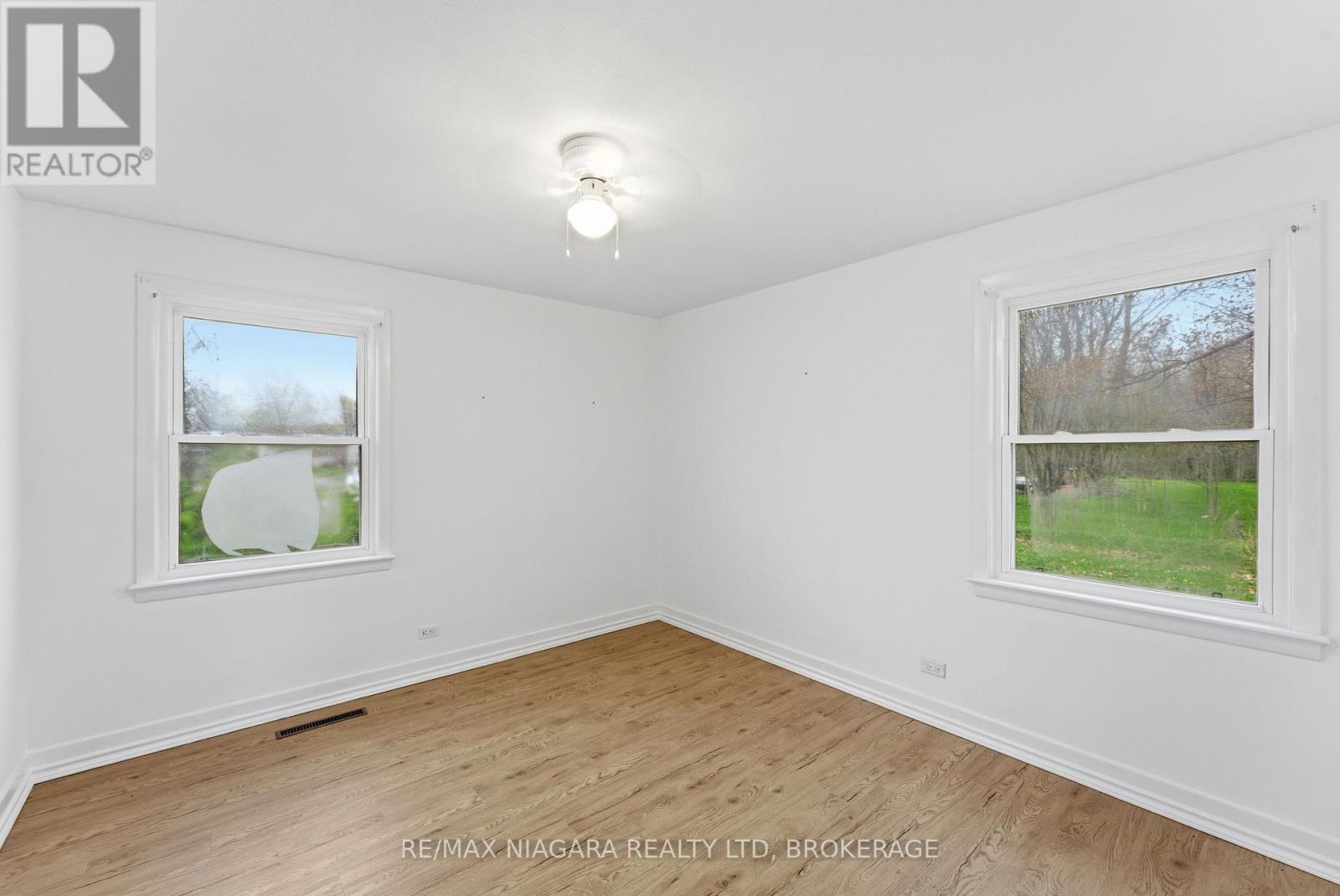 355 Bernard Avenue, Fort Erie, Ontario  L0S 1N0 - Photo 11 - X13066976