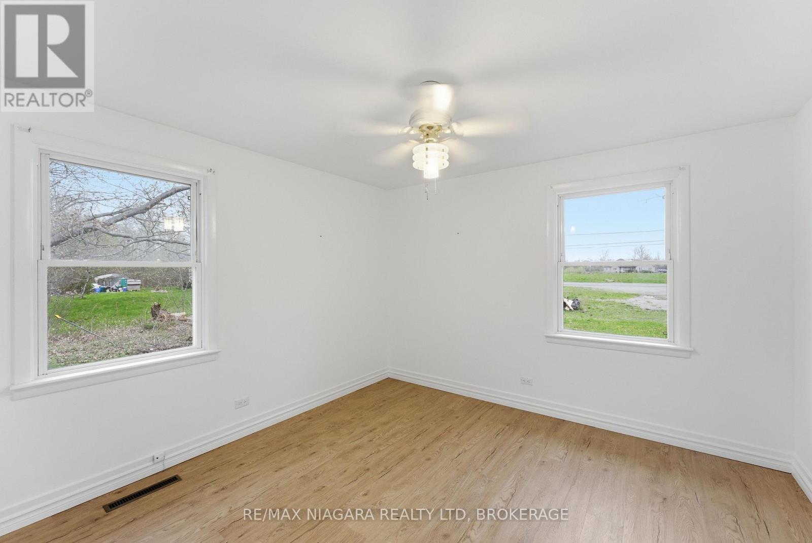 355 Bernard Avenue, Fort Erie, Ontario  L0S 1N0 - Photo 12 - X13066976