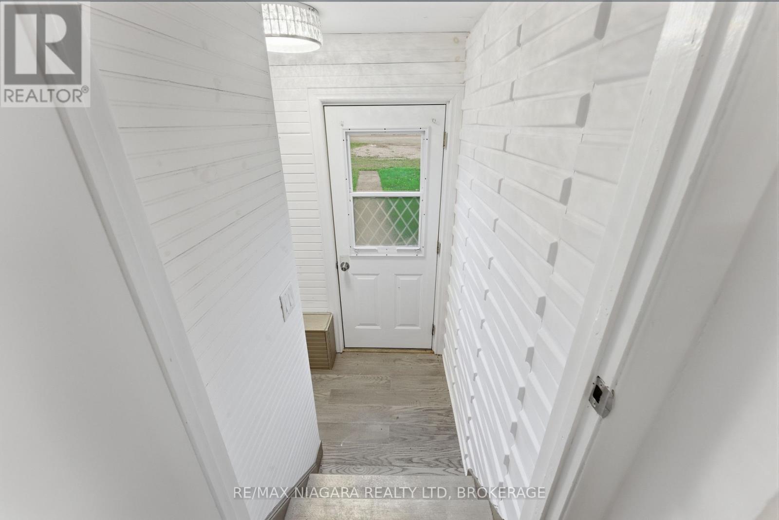 355 Bernard Avenue, Fort Erie, Ontario  L0S 1N0 - Photo 14 - X13066976