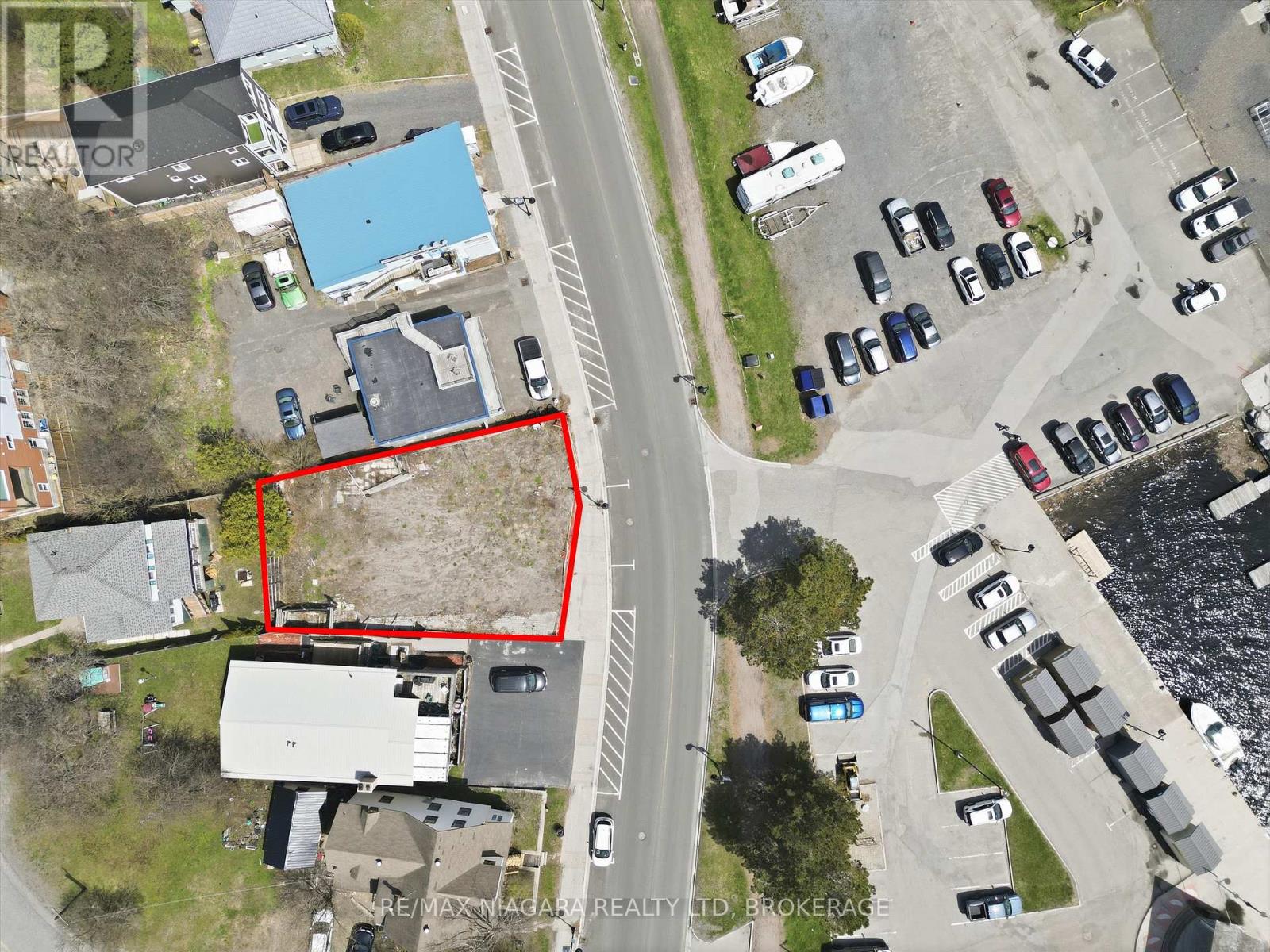 22 Bay Street, Parry Sound, Ontario  P2A 1S5 - Photo 10 - X13069096