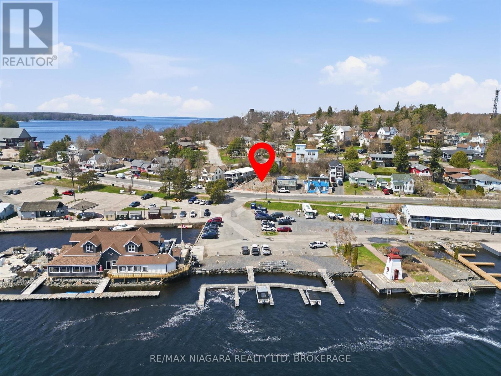 22 Bay Street, Parry Sound, Ontario  P2A 1S5 - Photo 3 - X13069096
