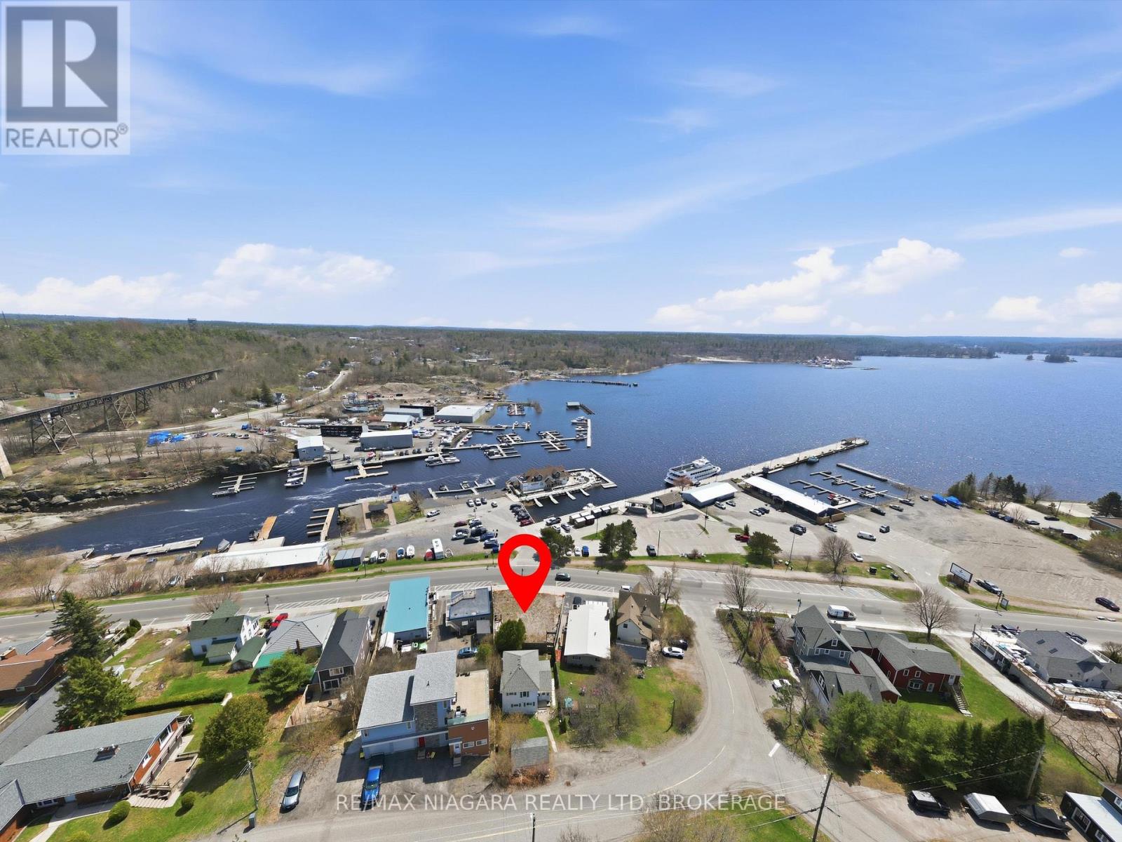 22 Bay Street, Parry Sound, Ontario  P2A 1S5 - Photo 5 - X13069096