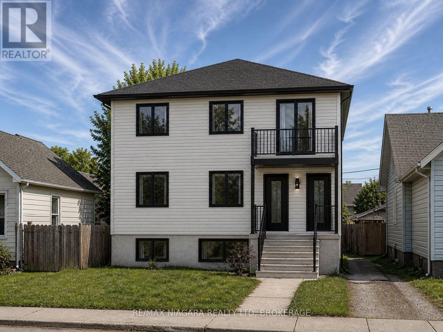 148 Kinnear Street, Port Colborne, Ontario  L3K 1A8 - Photo 1 - X13071330