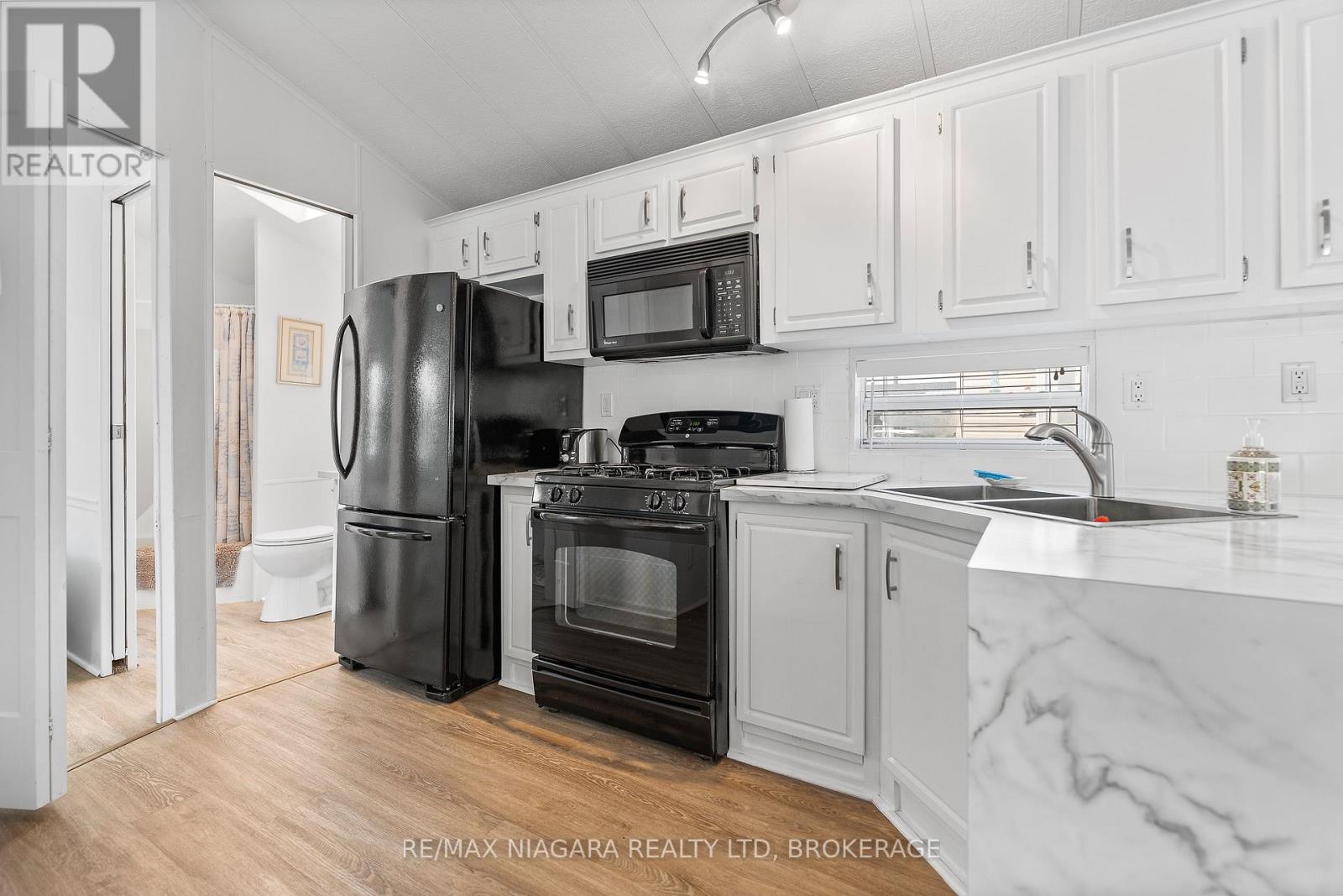 28 Mariner Crescent, Port Colborne, Ontario  L0S 1R0 - Photo 4 - X13073974